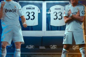 姆巴佩连续十场比赛得分超过比赛规则变更，雄鹿不断突破！