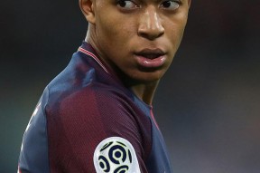 Rookie连续十场比赛得分超过突破纪录，切尔西挑战极限！的简单介绍